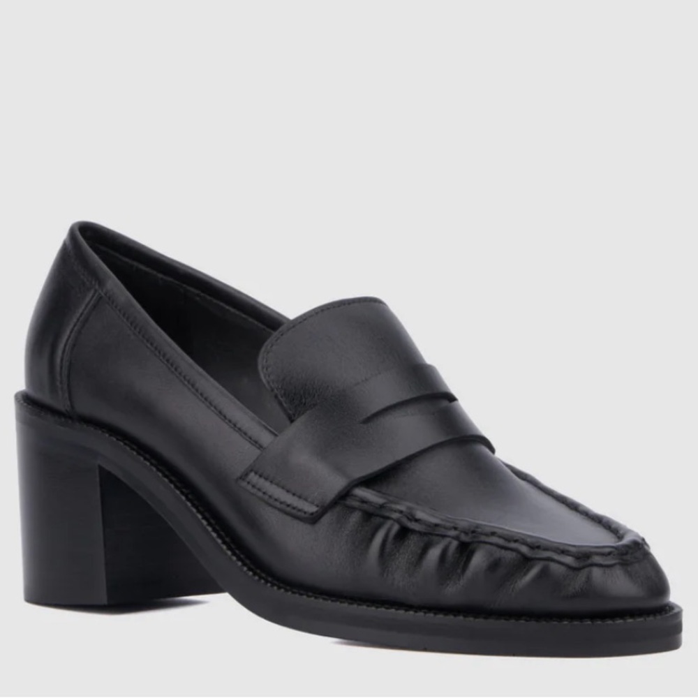 🌹AQUATALIA🌹 Josette Black Loafers Size: 9.5